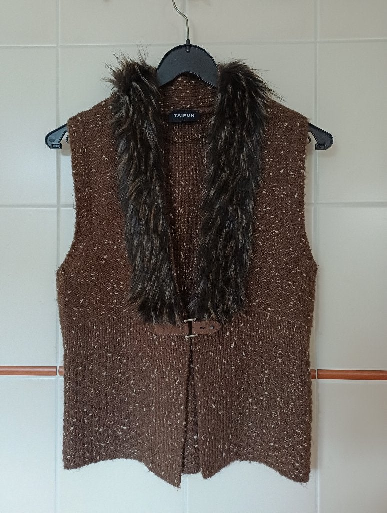 TAIFUN fijn gebreid, mouwloos DAMESGILET, maat 38., Maat 38/40 (M), Bruin, Ophalen of Verzenden, Zo goed als nieuw