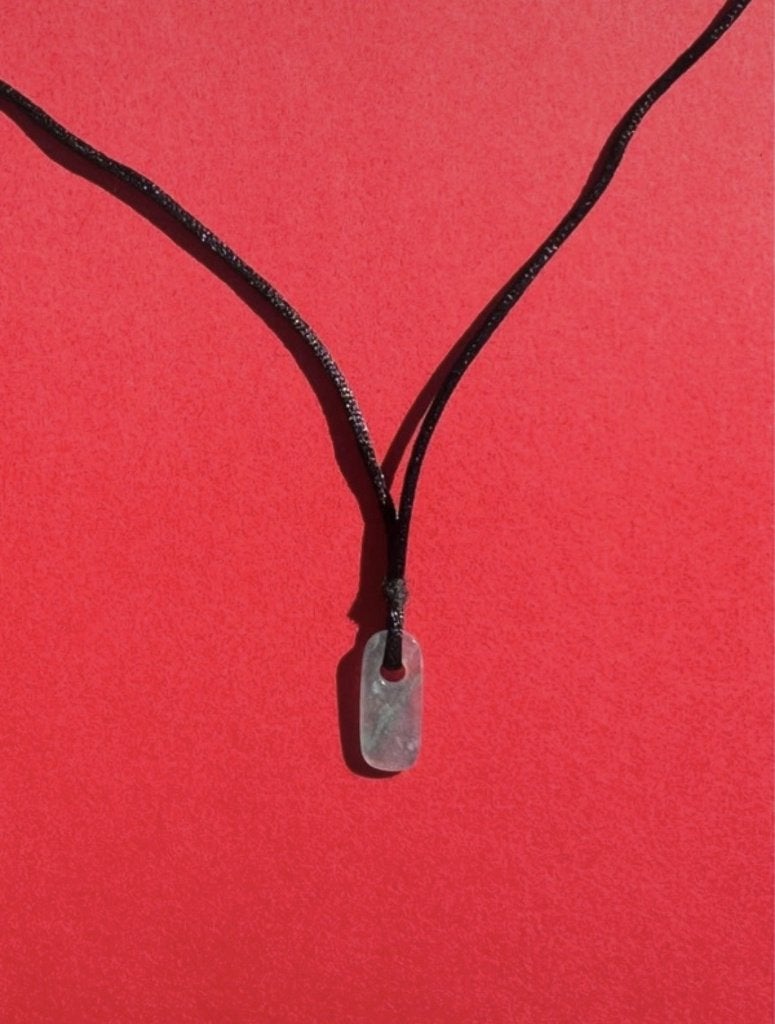 icy jade ketting, Blauw, Nieuw, Ophalen of Verzenden, Steen of Mineraal