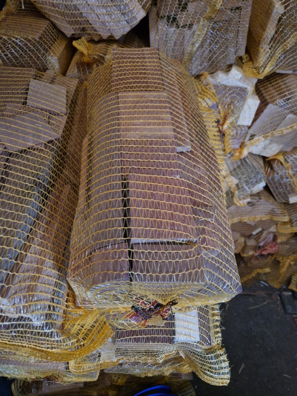 Brandhout/haardhout/kachelhout te koop, Minder dan 3 m³, Ophalen, Overige houtsoorten, Blokken