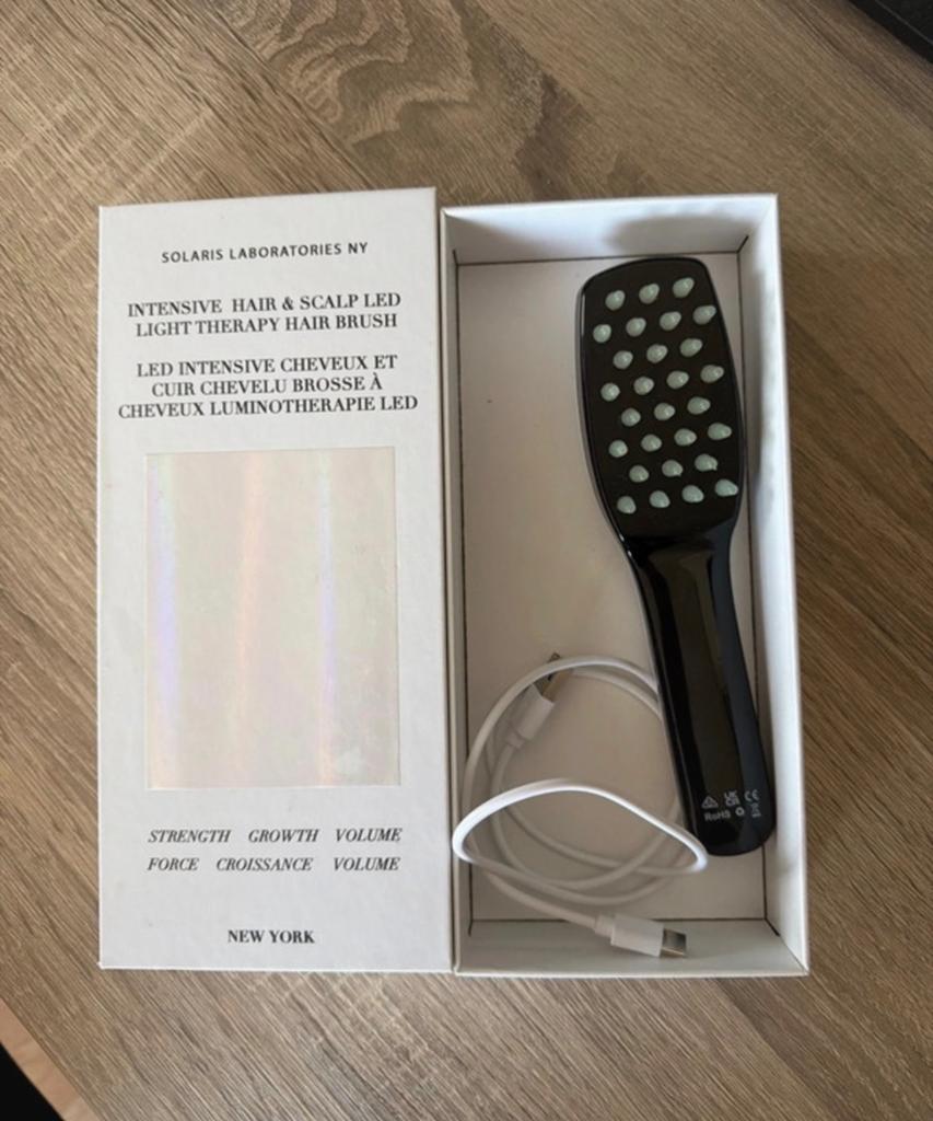Solaris Laboratories NY LED Lichttherapie Haarborstel, Ophalen of Verzenden, Zo goed als nieuw, Haarverzorging