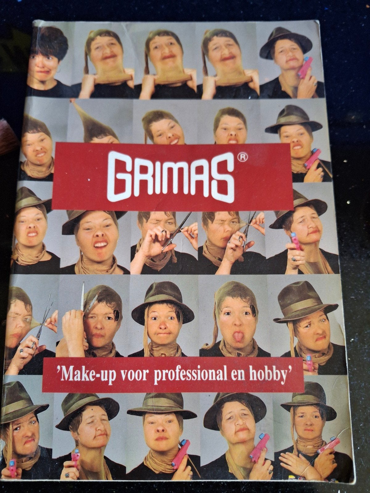 Schmink spullen en grimas boek, Ophalen of Verzenden, Versiering