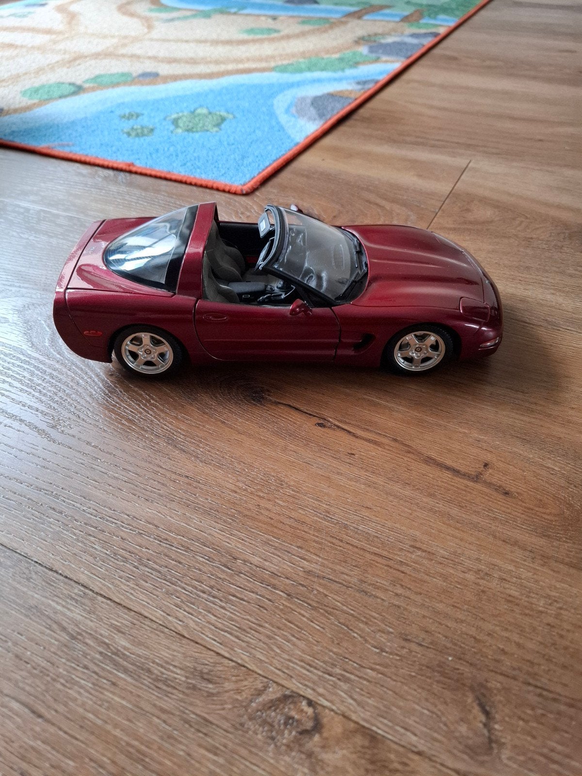 Chevrolet Corvette C5 1:18  (1997), Ophalen, Zo goed als nieuw, Auto, Bburago