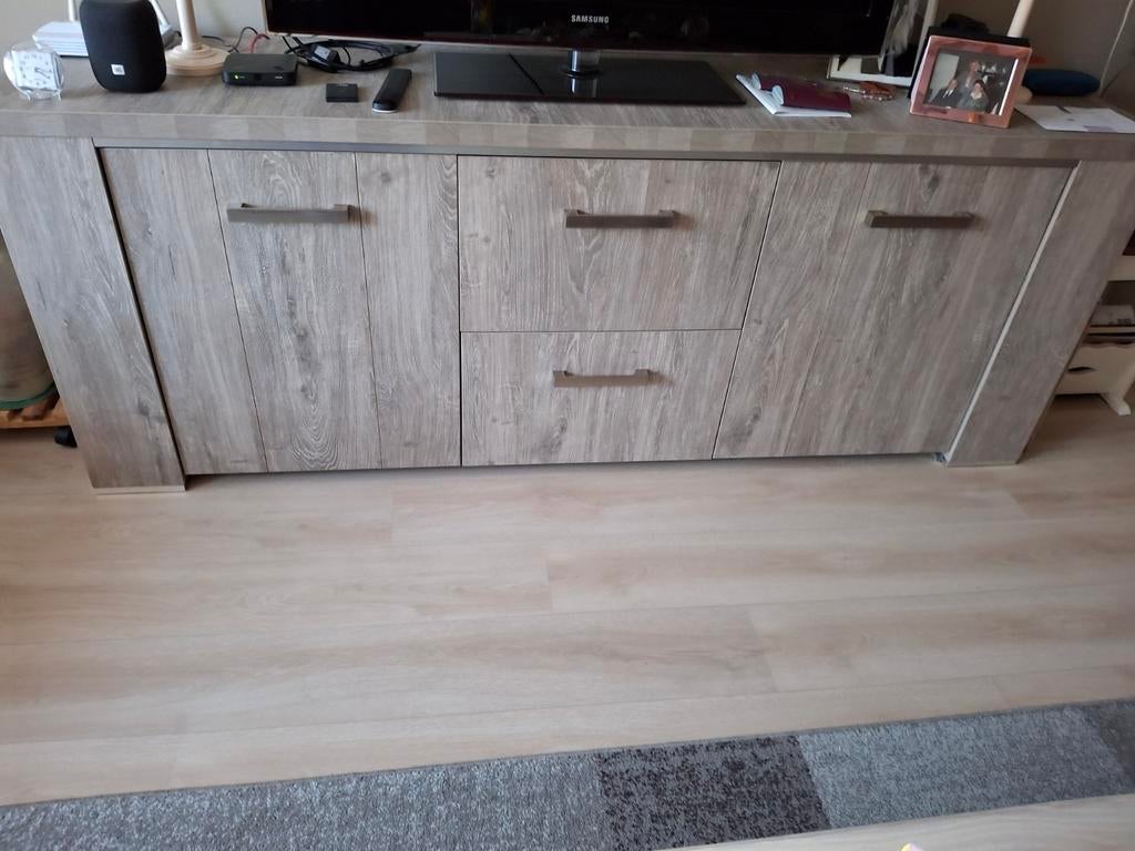 Mooie gave kast veel bergruimte zgan, Ophalen