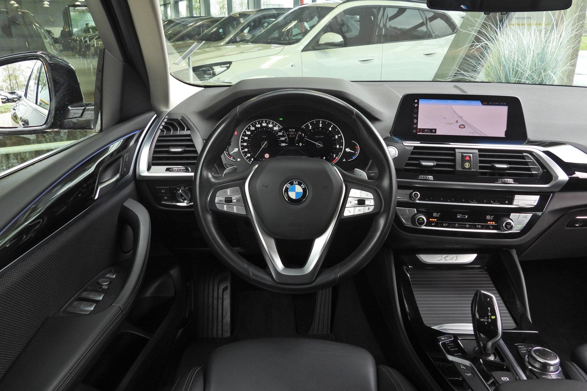 BMW X4 xDrive30i xLine Automaat / Adaptieve LED / Sportstoel, Auto's, Gebruikt, Euro 6, 4 cilinders, Leder en Stof