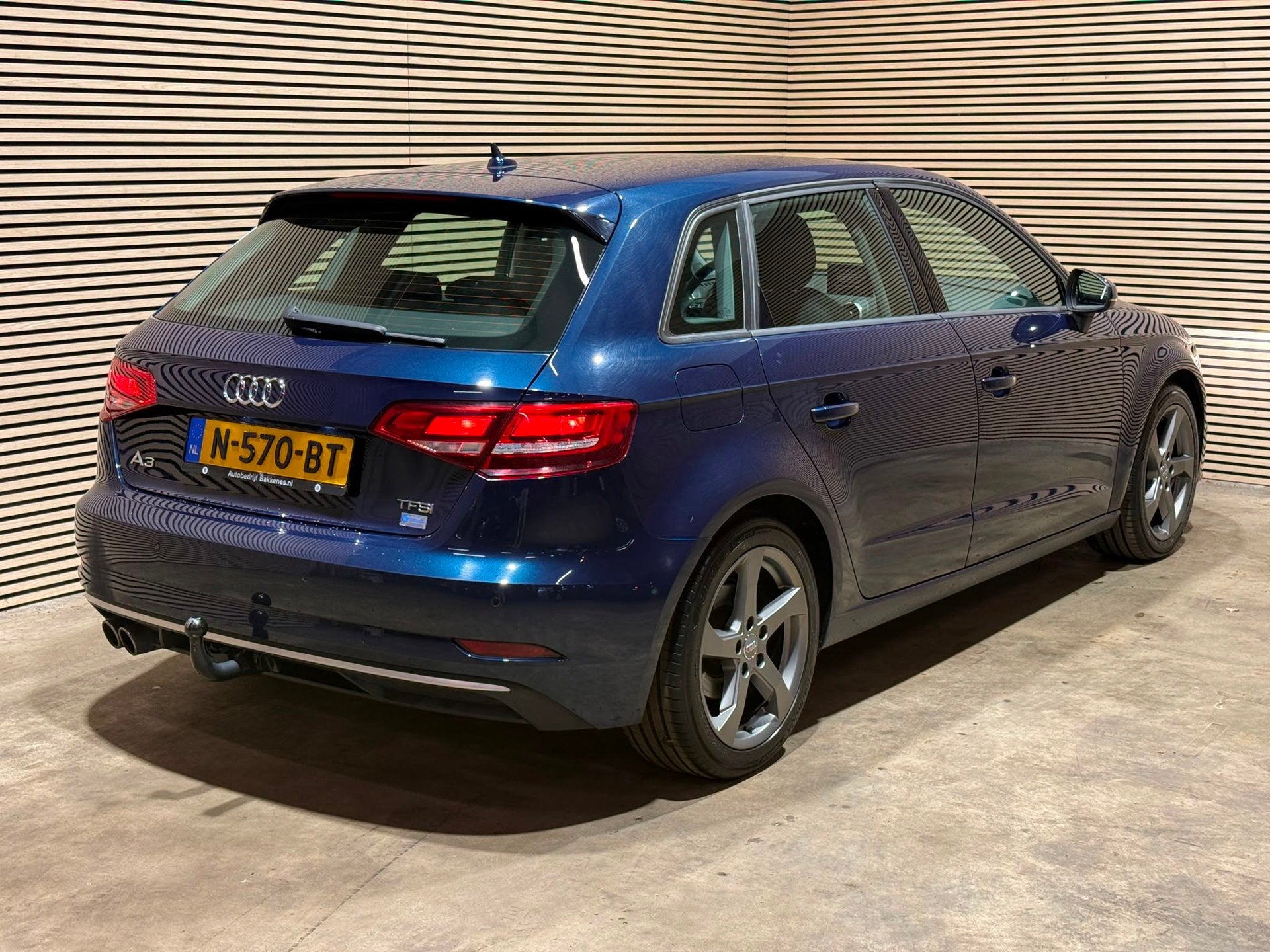 Audi A3 Sportback 1.5 TFSI CoD Sport | Carplay | Automaat |, Auto's, Stof, Euro 6, 4 cilinders, Blauw