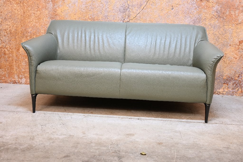 ZGANieuw! groene leren Leolux Mayon design bank
