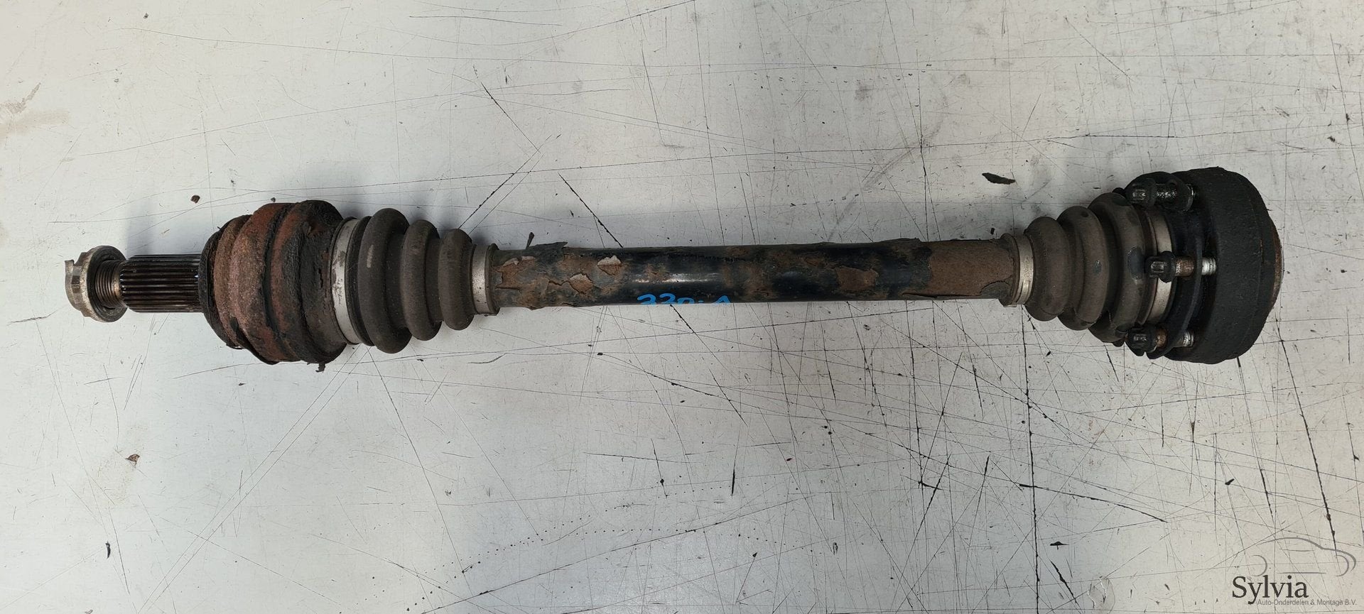 Aandrijfas links BMW E90 E91 E92 330i 7527081, Auto-onderdelen, Gebruikt, -, -, Ophalen of Verzenden