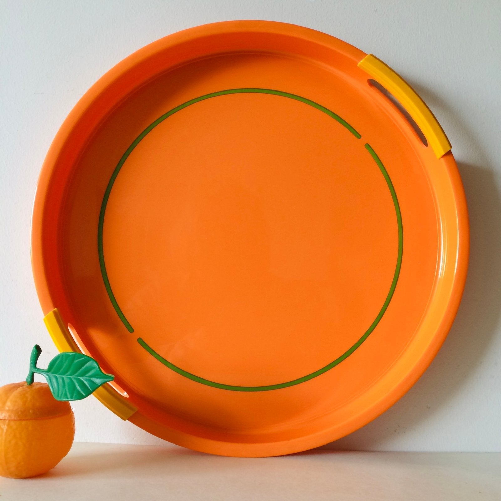 Oranje Kunstof Dienblad ‘70s R.F.A. Germany, Ophalen of Verzenden, Gebruikt, Rond, Kunststof