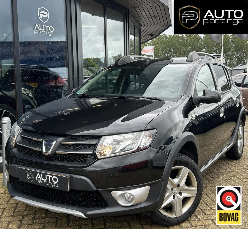 Dacia Sandero 0.9 TCe Stepway Lauréate 90PK | Trekhaak | NL, Auto's, Dacia, Voorwielaandrijving, Gebruikt, 31 €/maand, Parkeersensor