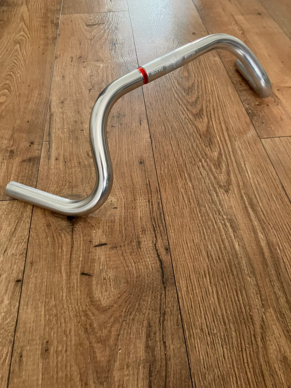 Nitto RM-3 gravel- randonneur- old skool mtb stuur. Nieuw!, Fietsen en Brommers, Stuur, Nieuw, Ophalen of Verzenden, Gravelbike