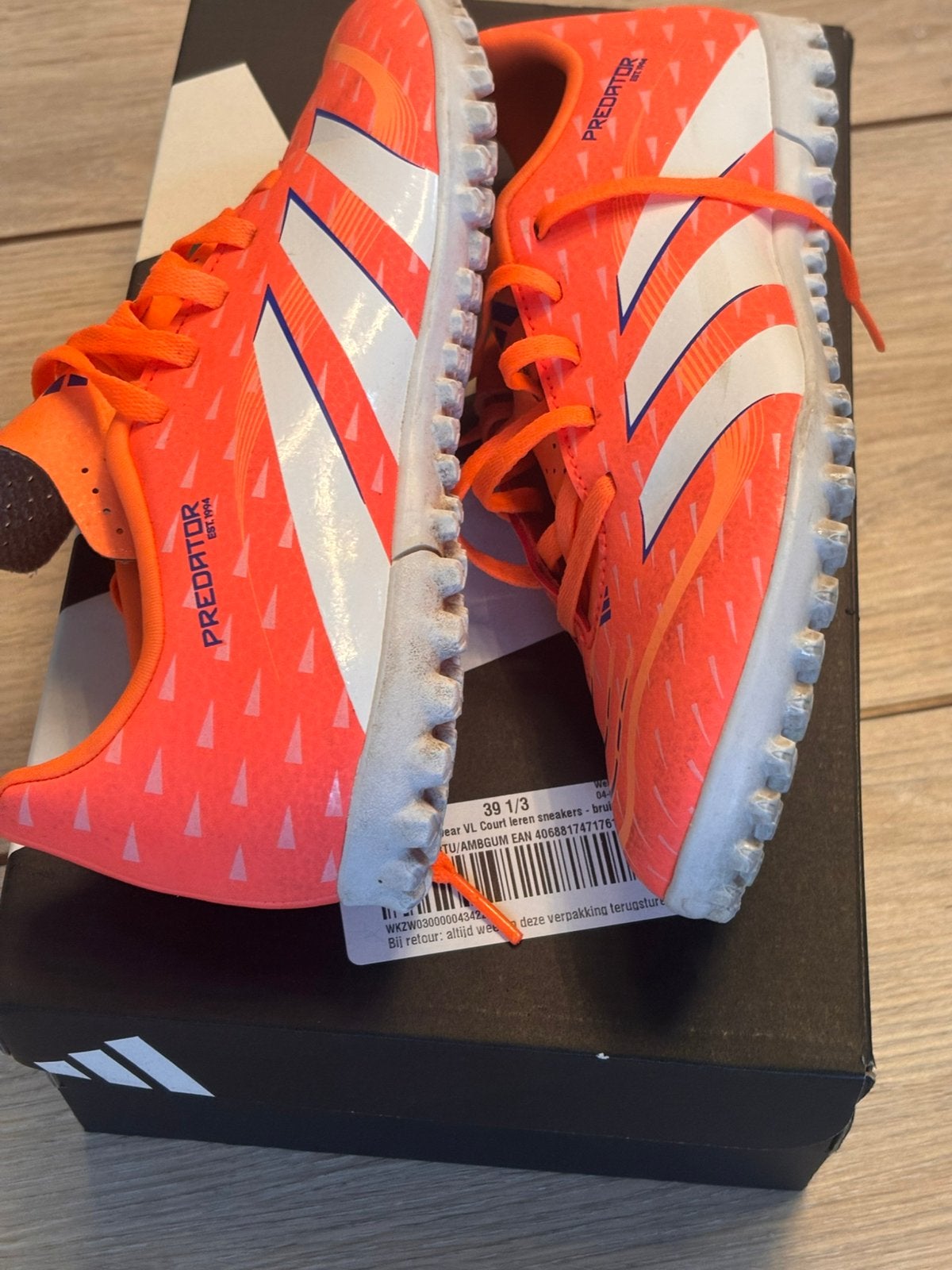 Adidas Predator voetbalschoenen maat 37 1/3 – kunstgras, Maat XS of kleiner, Ophalen of Verzenden, Zo goed als nieuw, Schoenen