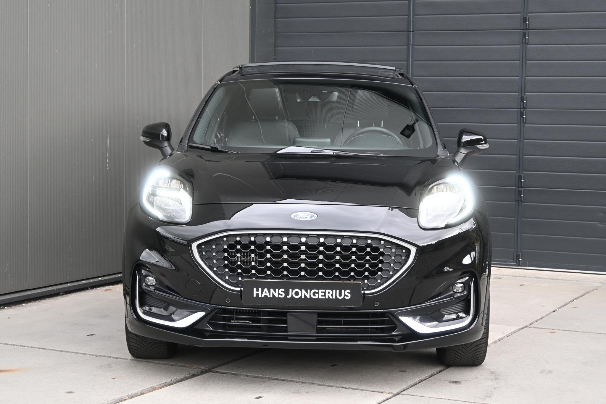 Ford Puma 1.0 EcoBoost Hybrid ST-Line Vignale | TREKHAAK | S, Voorwielaandrijving, Euro 6, Zwart, Leder