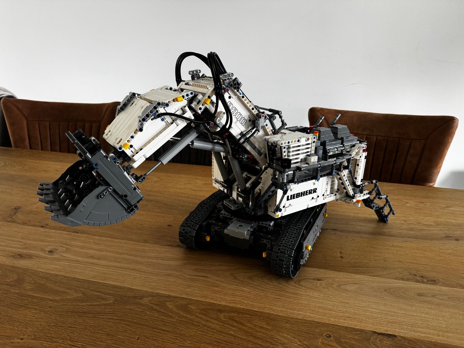 LEGO Technic Liebherr R 9800 Graafmachine (42100), Ophalen of Verzenden, Zo goed als nieuw