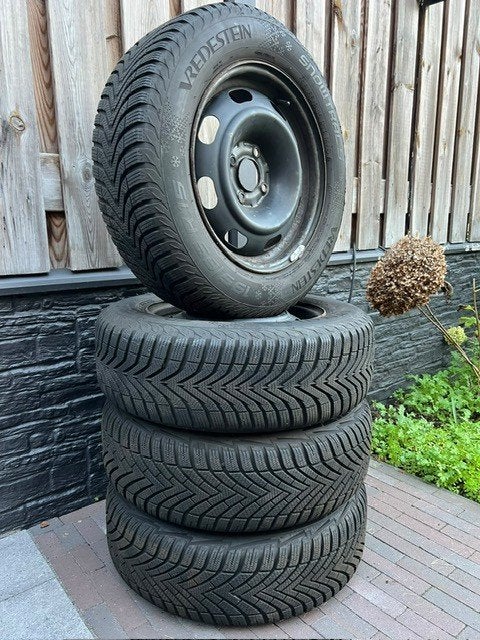 Vredestein winterbanden195/65R15, Ophalen, Gebruikt, 15 inch, Winterbanden