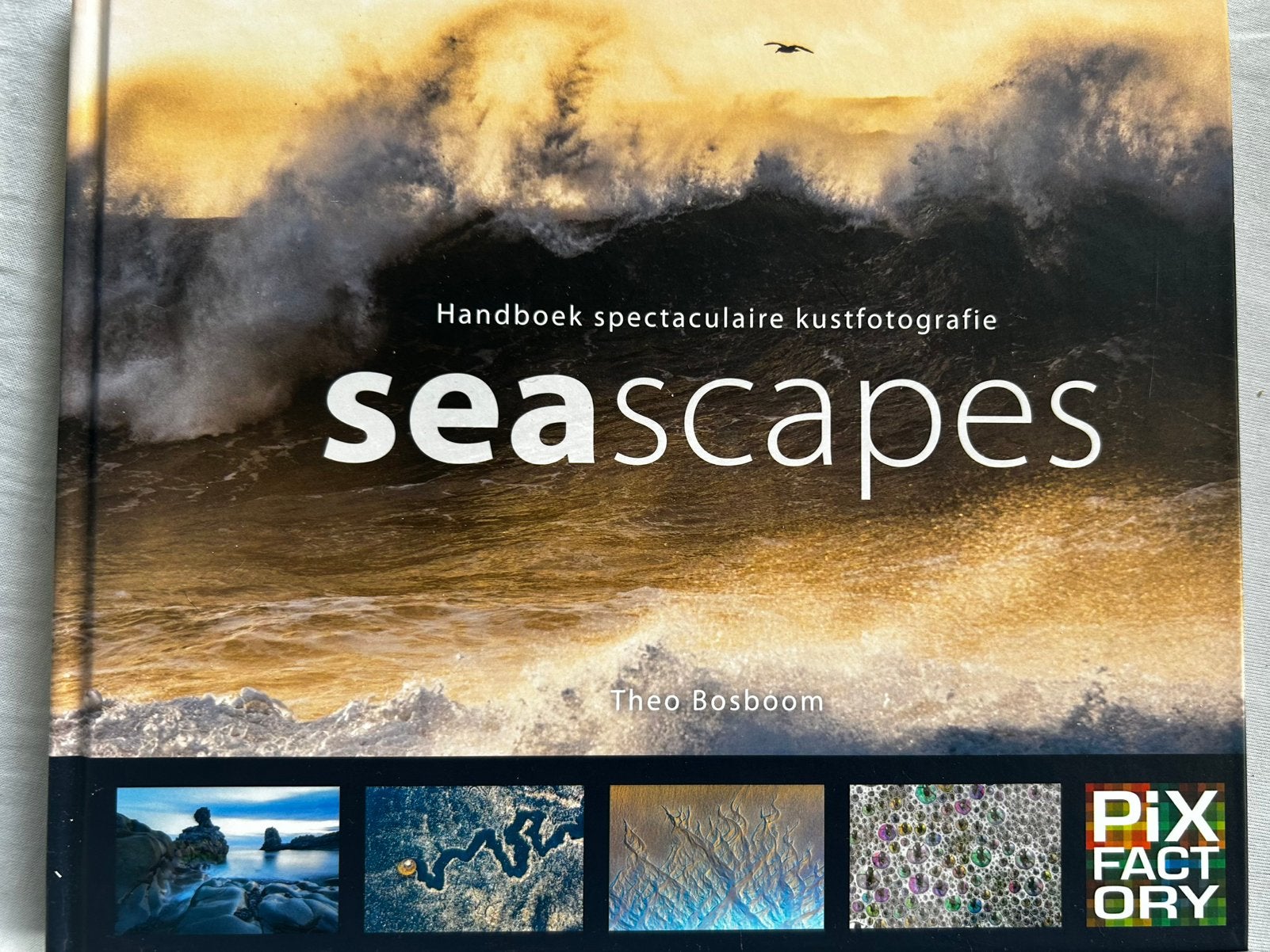 Handboek spectaculaire kustfotografie Seascapes-Theo Bosboom, Ophalen of Verzenden, Zo goed als nieuw