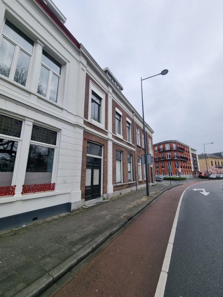 NIEUW! Woonruimte te huur Delpratsingel, Breda, Huizen en Kamers