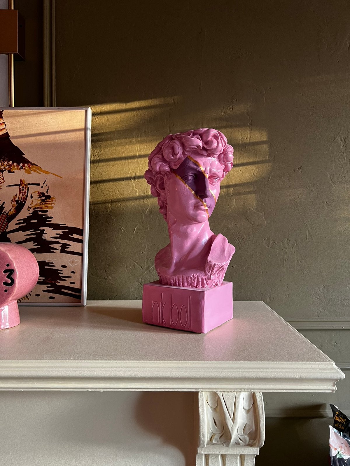 Borstbeeld David accesoire roze, Verzamelen, Ophalen, Zo goed als nieuw, Mens