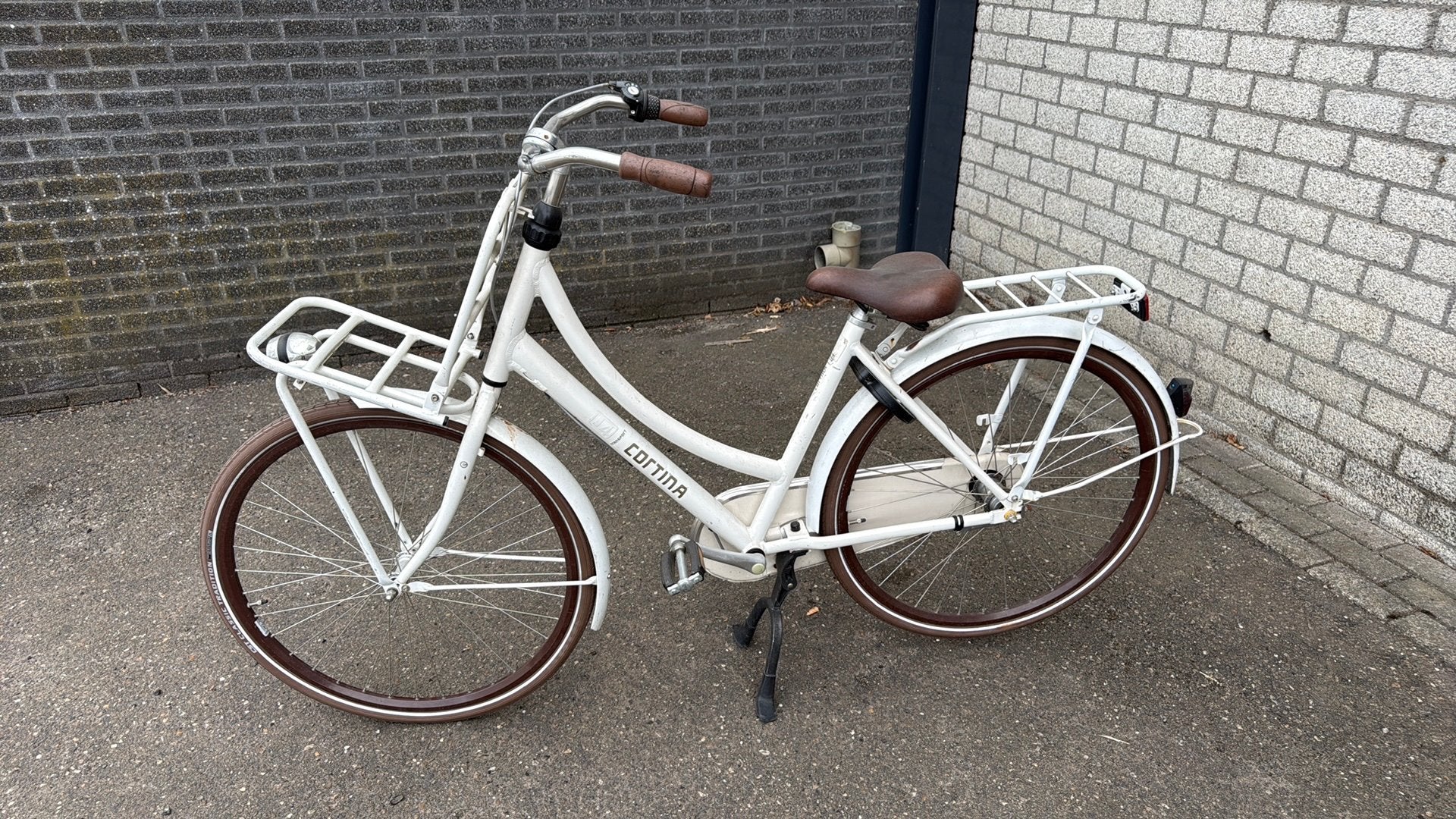 Cortina omafietsen, Ophalen, Zo goed als nieuw