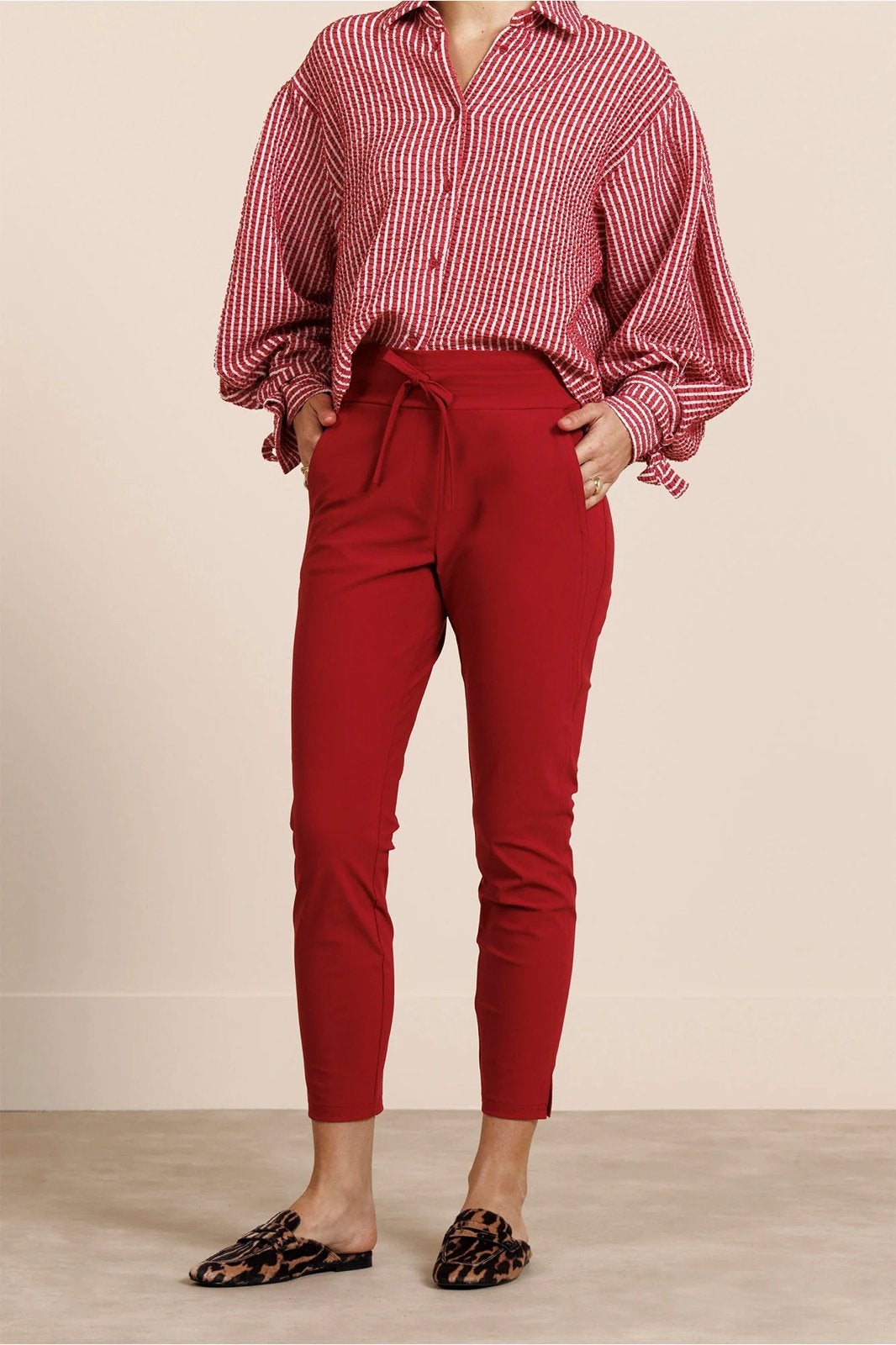 Studio Anneloes Startup trousers Rood - Comfort & Stijl, Ophalen of Verzenden, Gedragen, Maat 42/44 (L), Rood