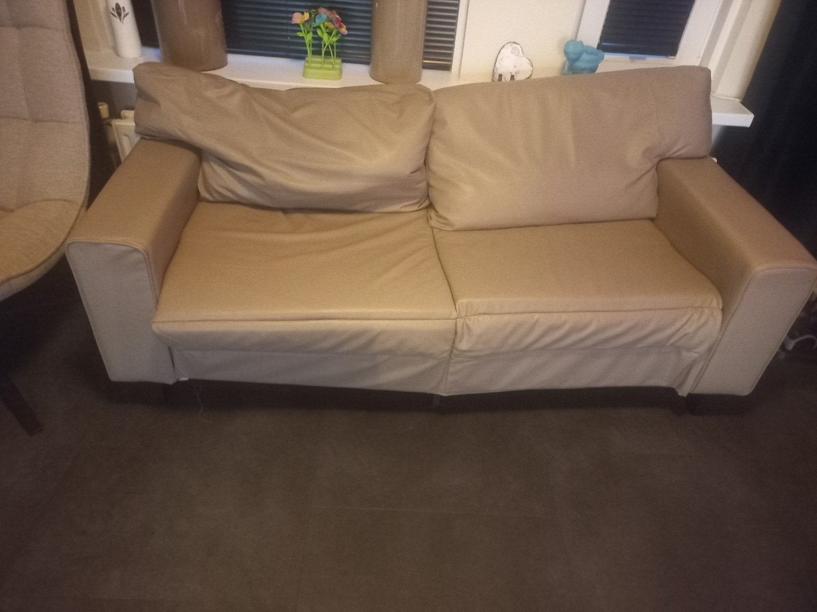 Comfortabele 2-zits bank - Zo goed als nieuw, Huis en Inrichting, Banken | Bankstellen, 150 tot 200 cm, Tweepersoons, 75 tot 100 cm