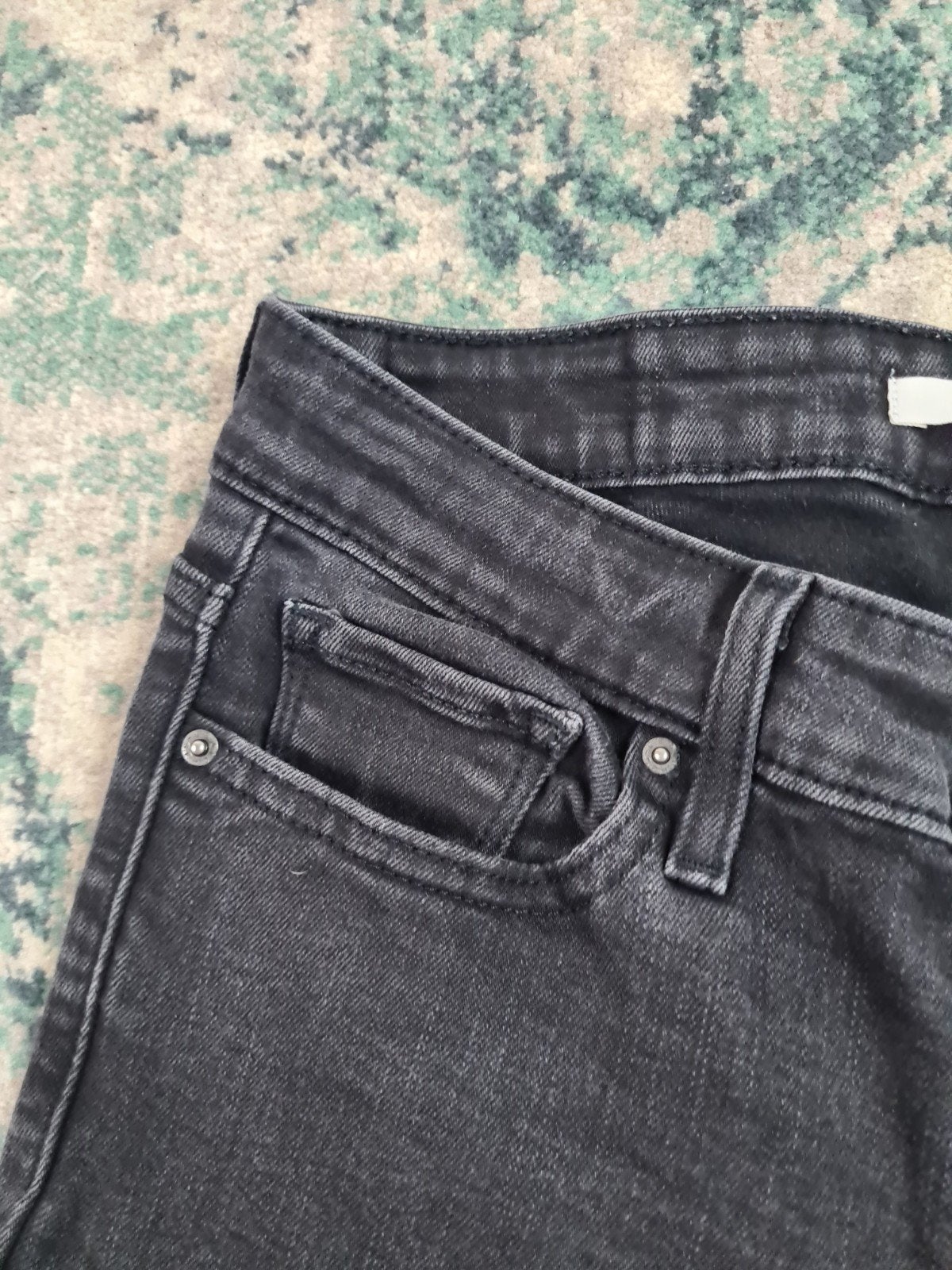 Levi’s 712 slim W26 L28 Dames Tulsi2628 Low-rise, Zwart, Ophalen of Verzenden, Zo goed als nieuw, W27 (confectie 34) of kleiner