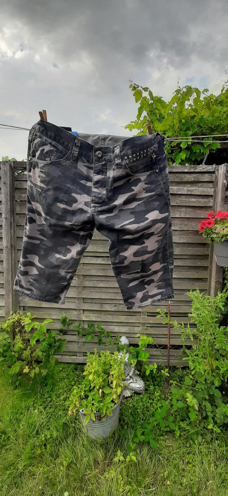 LUXE CAMOUFLAGE KORTE BROEK 32, Kleding | Heren, Broeken en Pantalons, Ophalen of Verzenden, Zo goed als nieuw, Overige maten