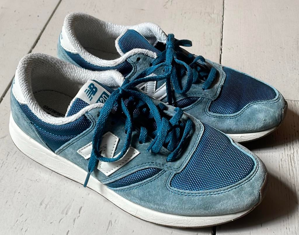 Sneakers New Balance 40 blauw model 420, Ophalen of Verzenden, Zo goed als nieuw, Blauw, Sneakers of Gympen
