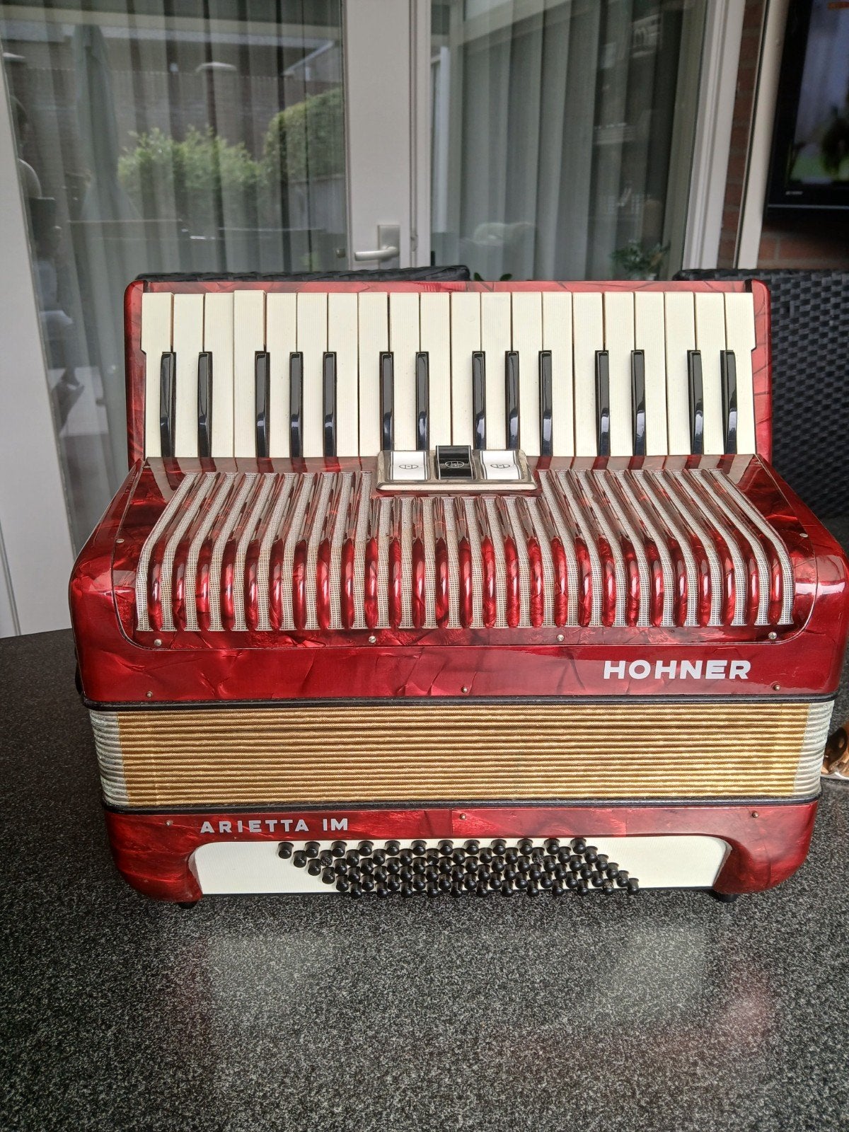 Hohner Arietta IM 72 bas., Ophalen of Verzenden, 72-bas, Hohner