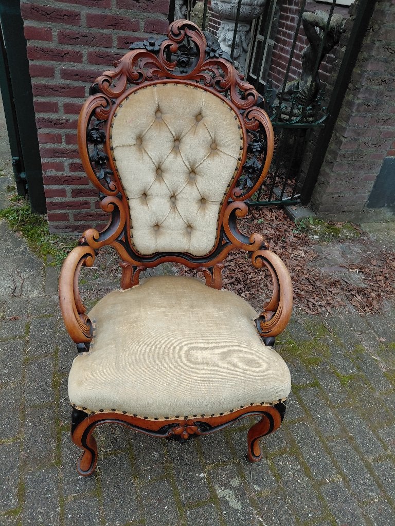 Biedermeier mahonie voltaire, gecapitonneerde beige velours., Antiek en Kunst, Antiek | Meubels | Stoelen en Banken, Ophalen