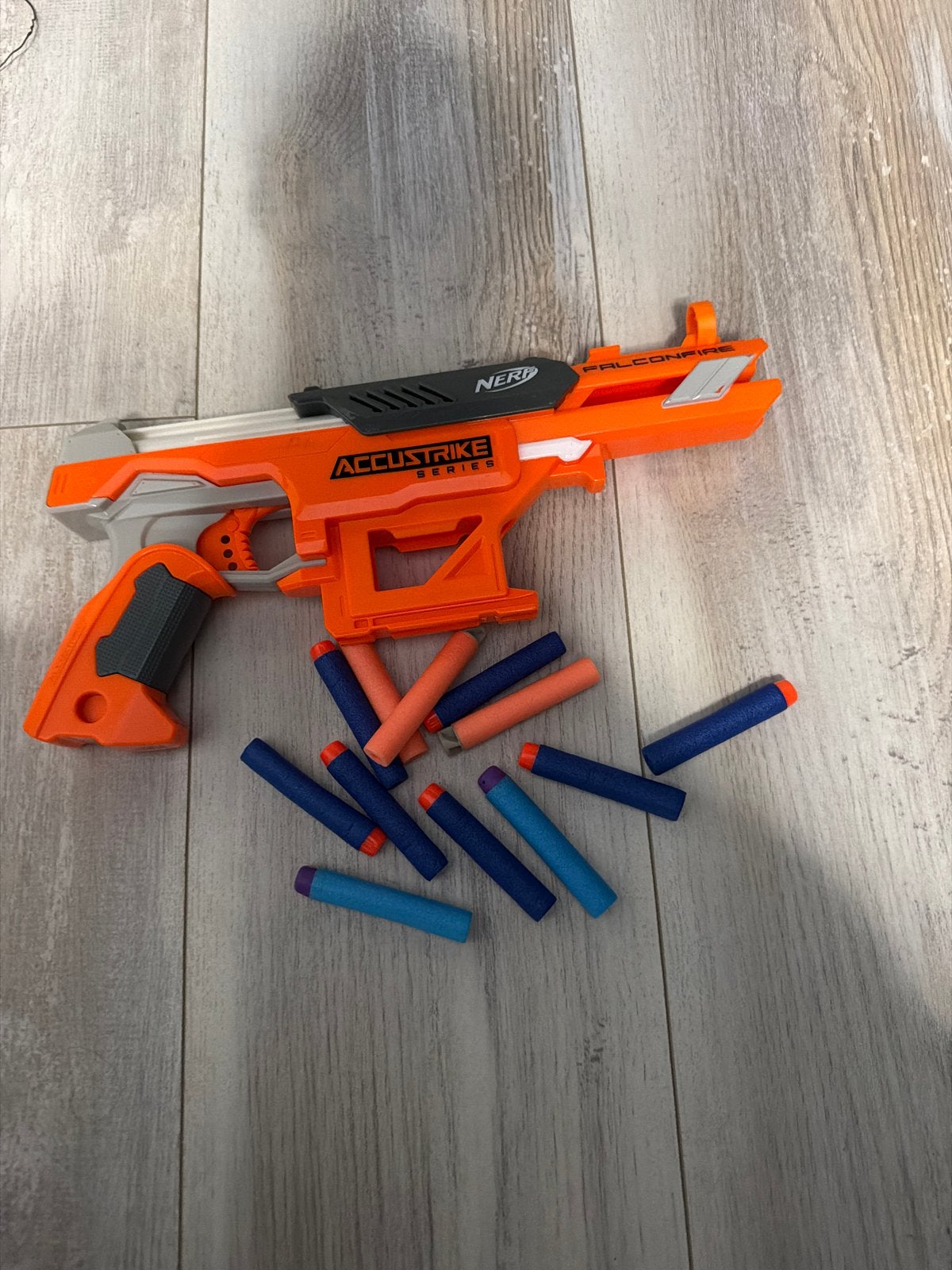 Nerf Accustrike Falconfire Blaster met Darts, Ophalen of Verzenden, Gebruikt, Jongen of Meisje