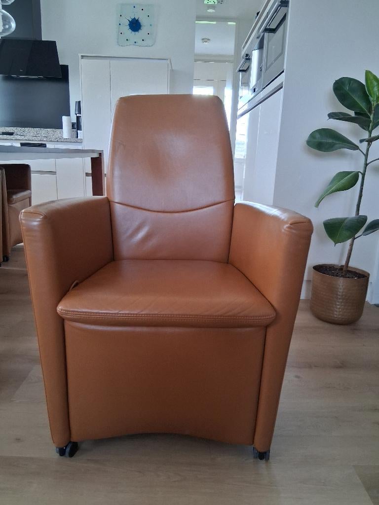 4 LEREN EETKAMERSTOELEN MET WIELTJES, Huis en Inrichting, Stoelen, Ophalen, Gebruikt, Bruin, Leer