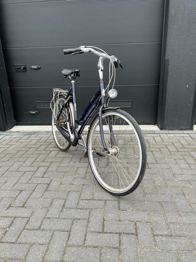 Goedkopen gazelle, Nette damesfiets handremmen versnellingen, Versnellingen, Zo goed als nieuw, Gazelle, Trommelrem