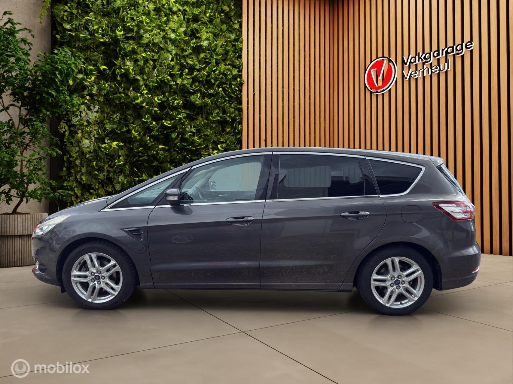 Ford S-Max 1.5 Titanium ✅7-Zit ✅Trekhaak ✅Camera, Auto's, Voorwielaandrijving, 15 km/l, Euro 6, 4 cilinders