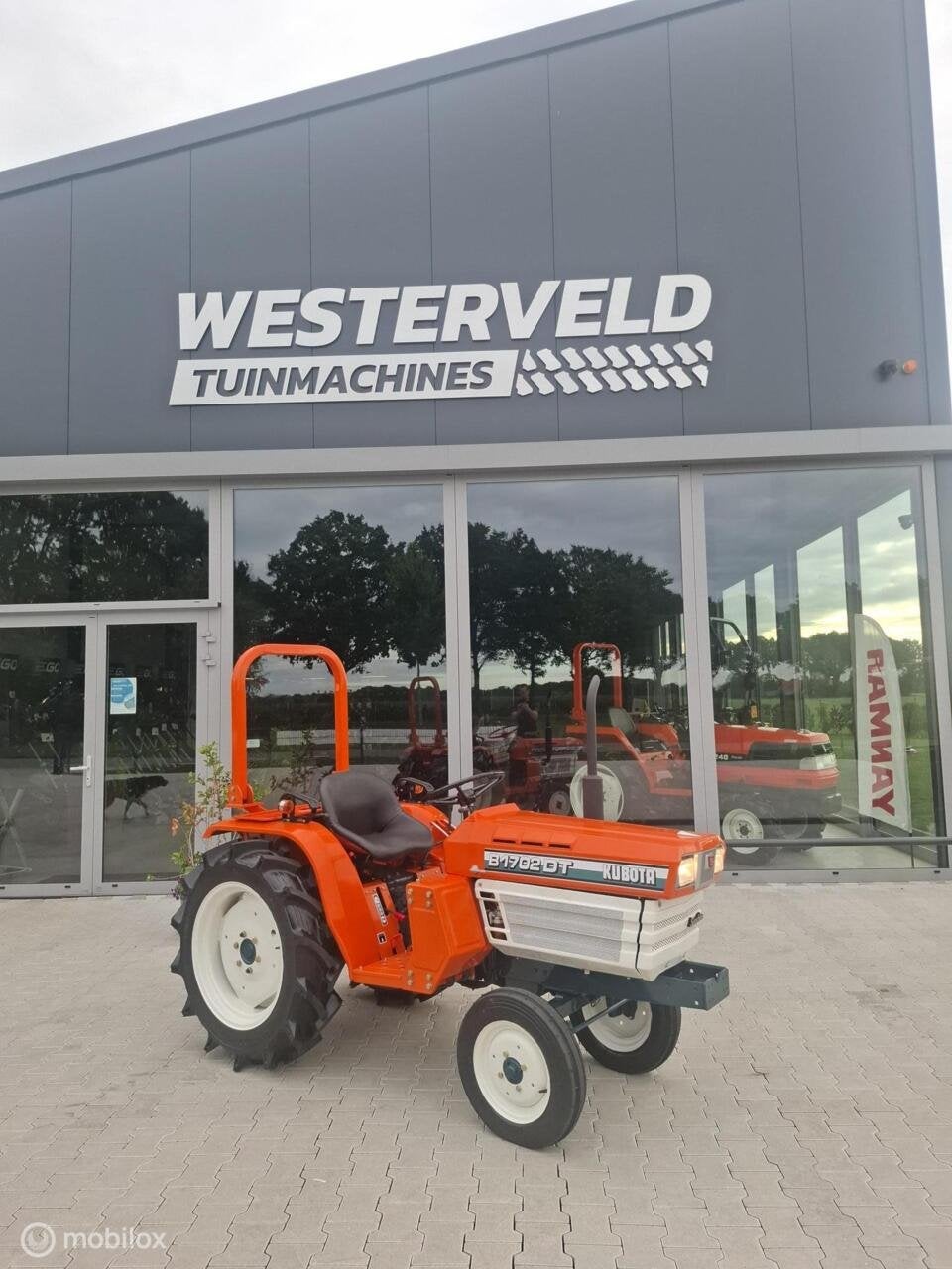 Gebruikte Kubota B1702 mini tractor 17 pk €4750 incl. btw, Gebruikt, Kubota, Info@westerveldtuinmachines.nl, Kubota