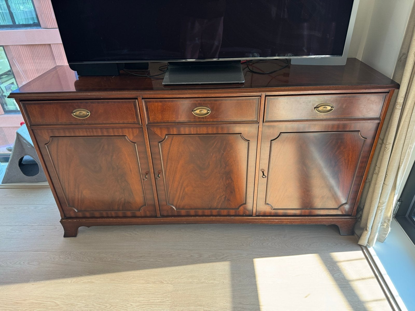 Heldense Exclusive Kast - Klassiek Dressoir/Sideboard, Ophalen, Gebruikt, 150 tot 200 cm, Met lade(s)