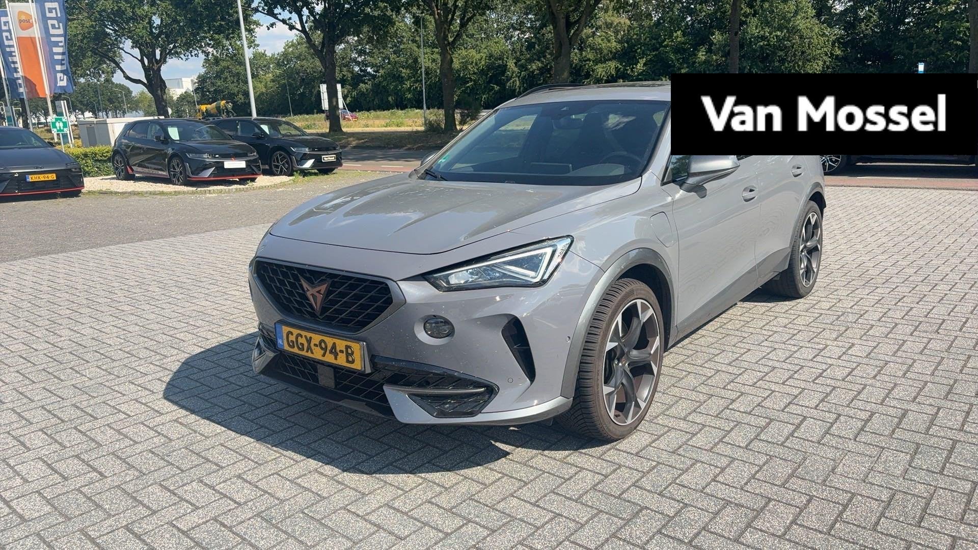 CUPRA Formentor 1.4 e-Hybrid Business 204 PK | Automaat | Ap, Auto's, 12 maanden, Stof, Gebruikt, 4 cilinders