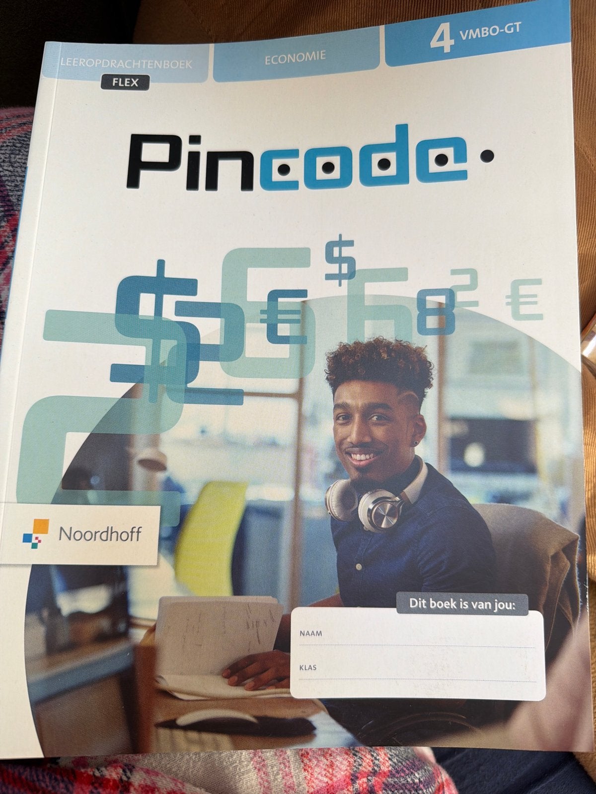 Pincode Economie Leeropdrachtenboek VMBO-GT 4, Ophalen of Verzenden, Gelezen, VMBO, Economie