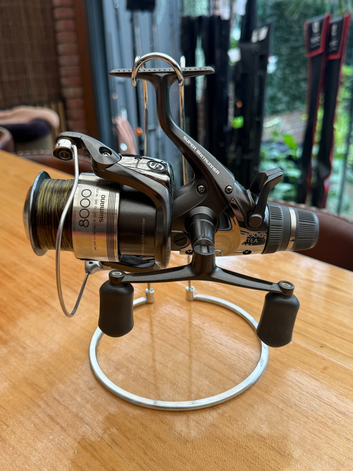 *** Shimano Super Baitrunner 8000 XTEA Vismolen ***, Ophalen of Verzenden, Gebruikt, Molen