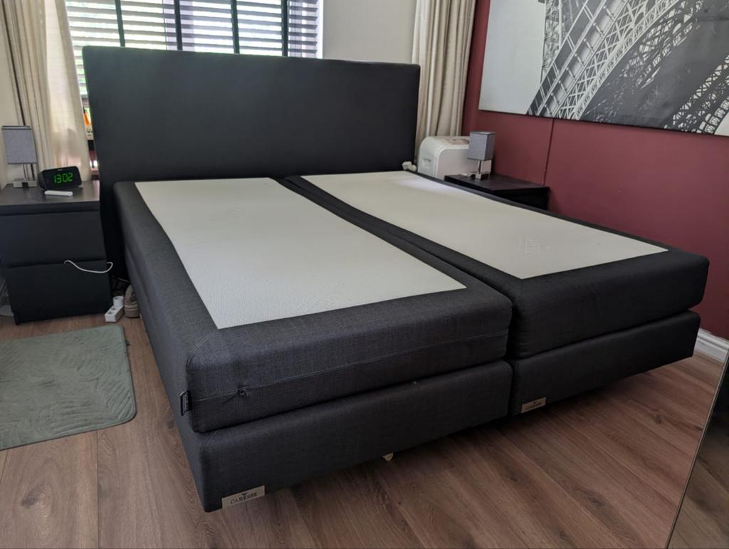 Modern tweepersoonsbed met hoofdbord, Huis en Inrichting, Tweepersoons, Grijs, Ophalen of Verzenden, Zo goed als nieuw