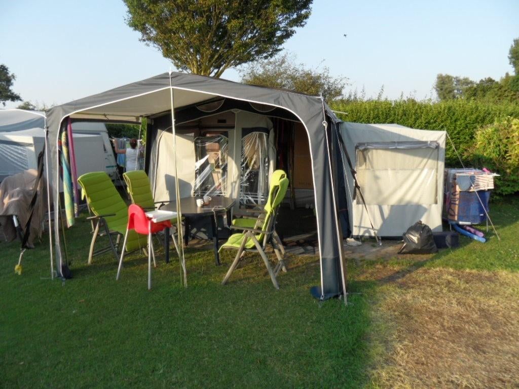 Complete Voortent,Luifel,zijerker en een gepimpte Chateau, Ophalen