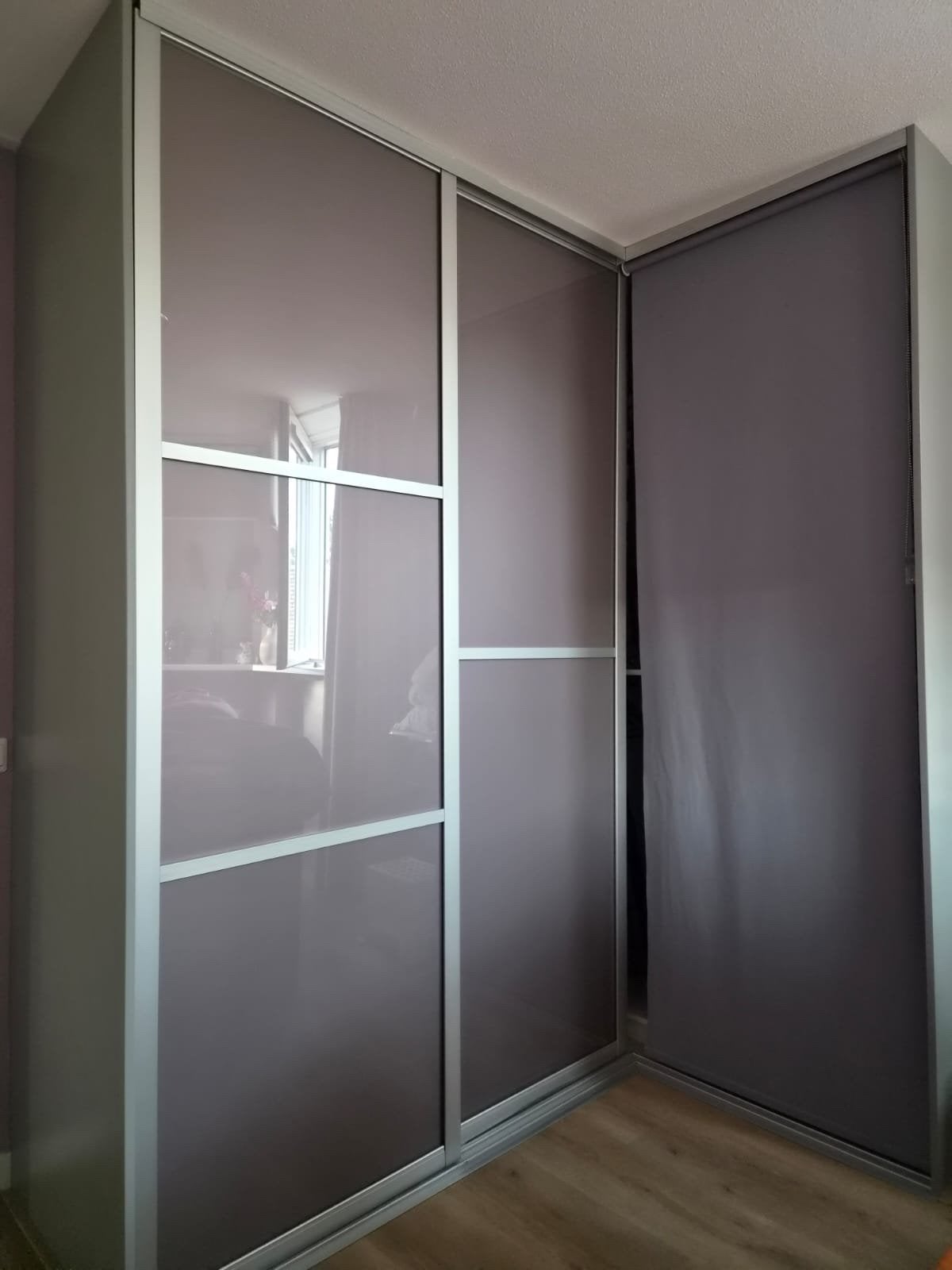 Grote, mooie kledingkast, Ophalen, Zo goed als nieuw, 50 tot 75 cm, 200 cm of meer