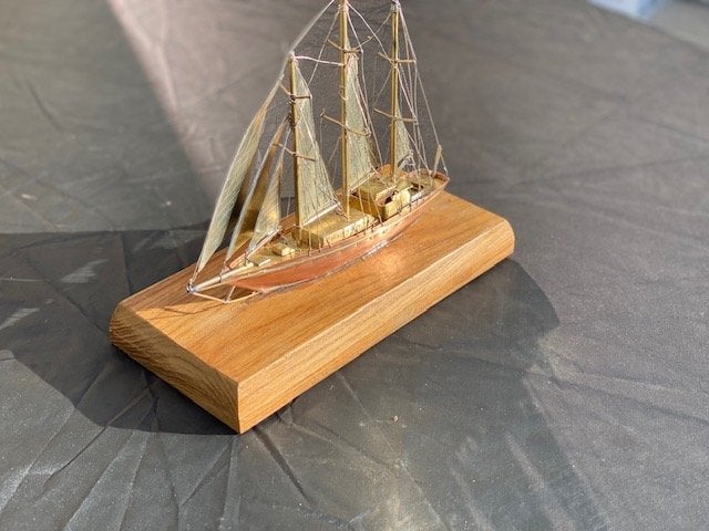 Schitterend handgemaakt model van de Eendracht in koper, Hobby en Vrije tijd, Modelbouw | Boten en Schepen, Ophalen of Verzenden