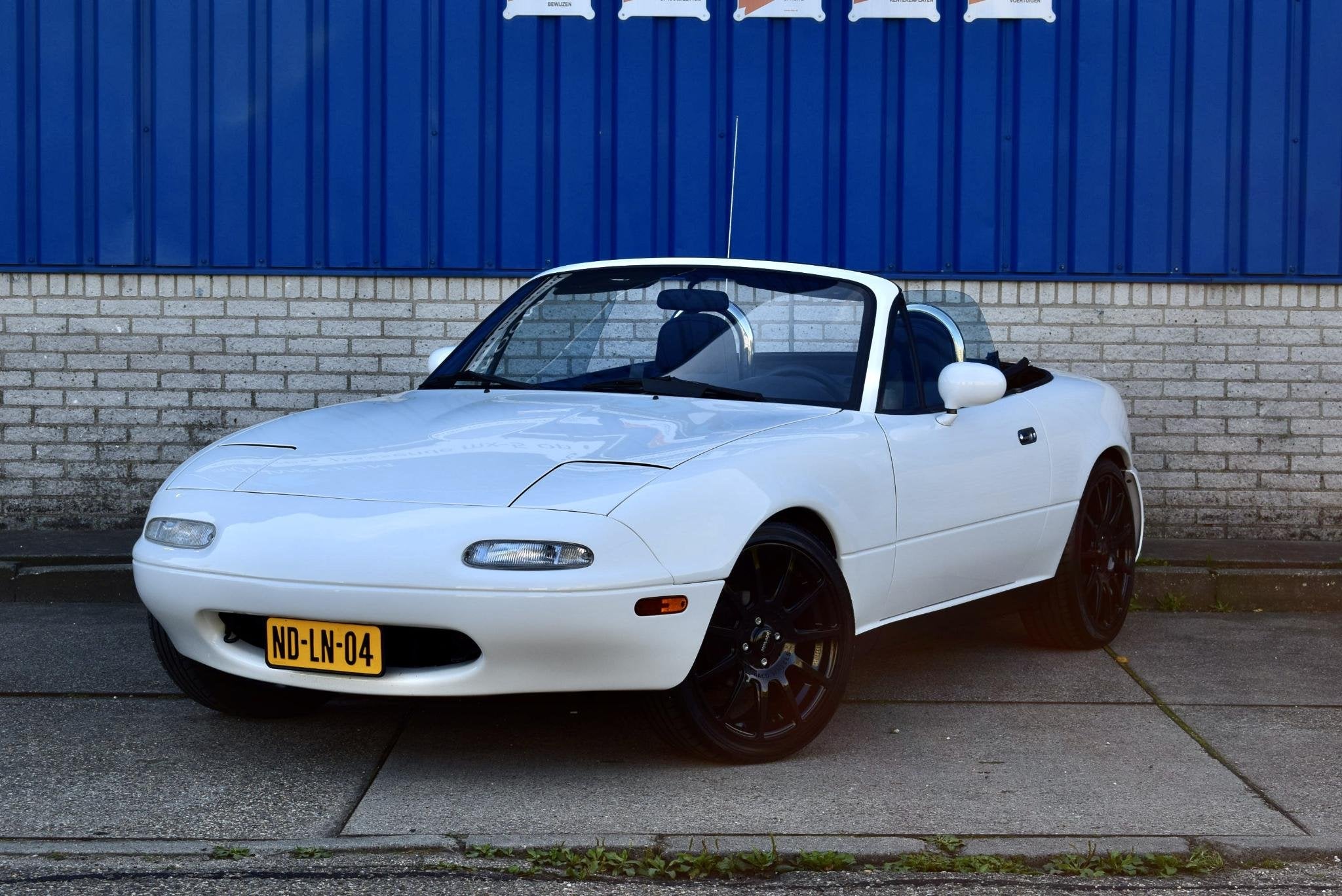 Mazda MX-5 1.6i-16V 116PK Miata in uitzonderlijk mooie en go, Auto's, Mazda, Gebruikt, 4 cilinders, Cabriolet, 116 pk