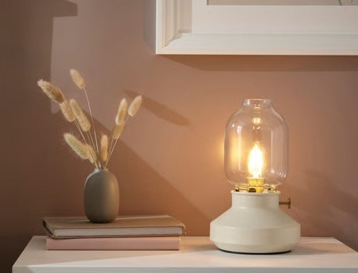 Table lamp 25 cm beige color, Ophalen, Zo goed als nieuw, Minder dan 50 cm