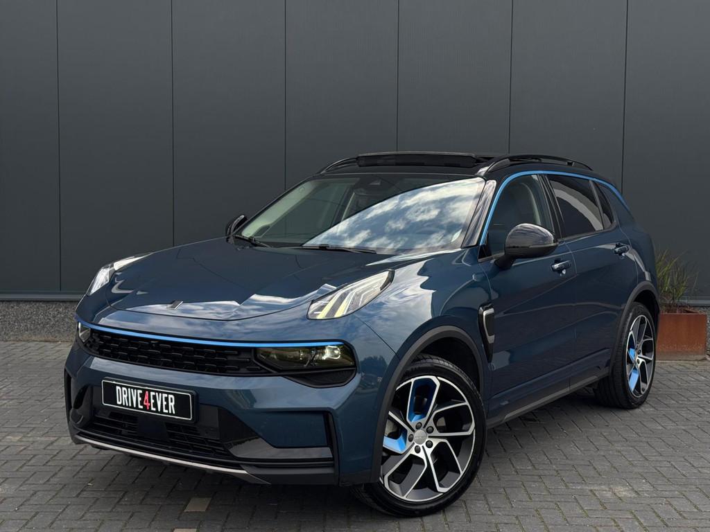 Lynk & Co 01 1.5 BTW FULL PANO NAVI 360 CAMERA SPORTVELGEN C, Auto's, Gebruikt, Zwart, Met garantie (alle), Blauw
