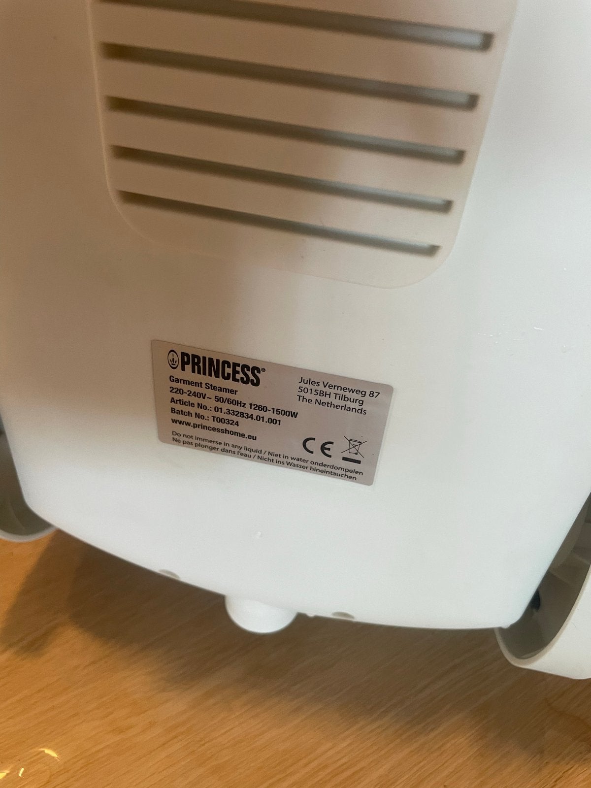 Princess Garment Steamer 1500W + gratis kledingrek, Ophalen, Zo goed als nieuw, Kledingstomer