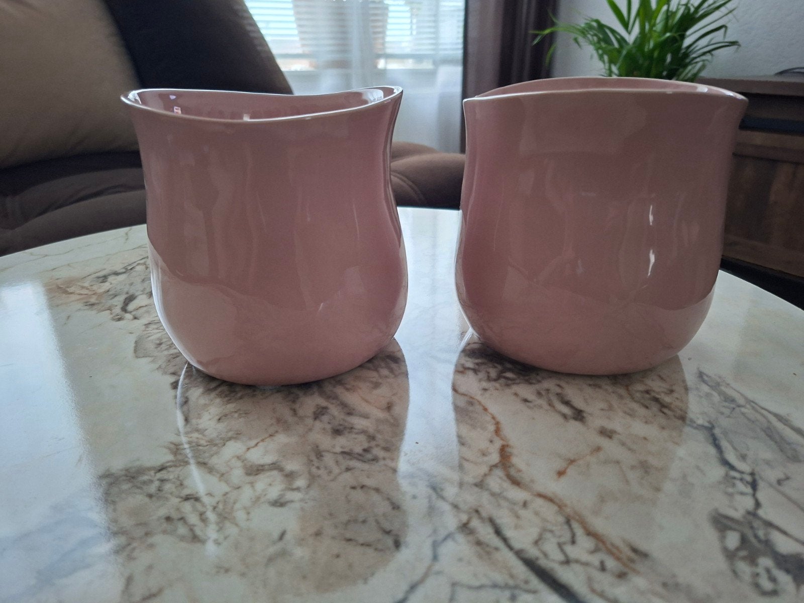 Set van 2 roze bloempotten, zo goed als nieuw, Tuin en Terras, Ophalen, Zo goed als nieuw, Balkon, Overige vormen