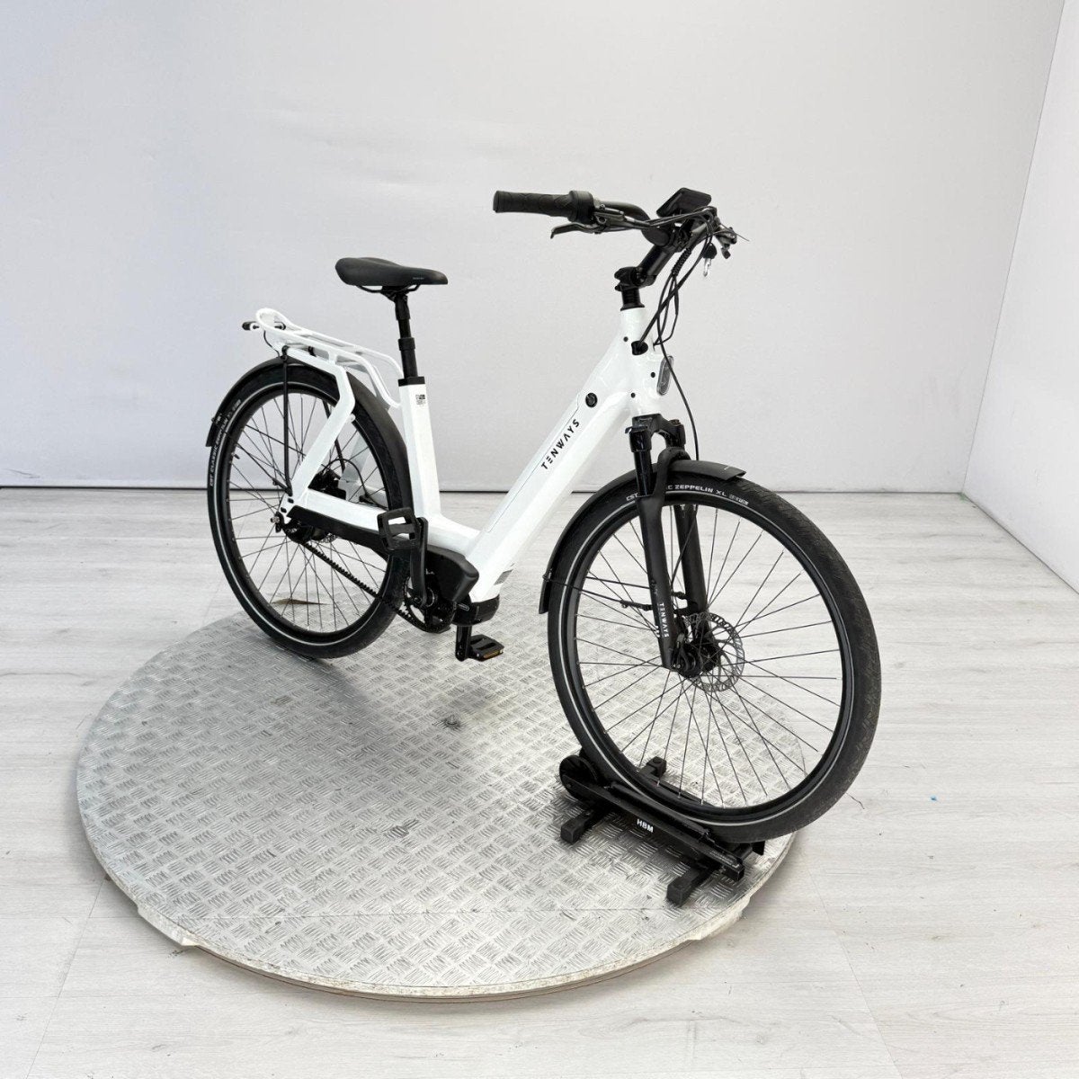 TENWAYS AGO-T | DEMO | 26km WHITE 48 cm 48cm, Fietsen en Brommers, Gebruikt, -, -, 47 tot 51 cm