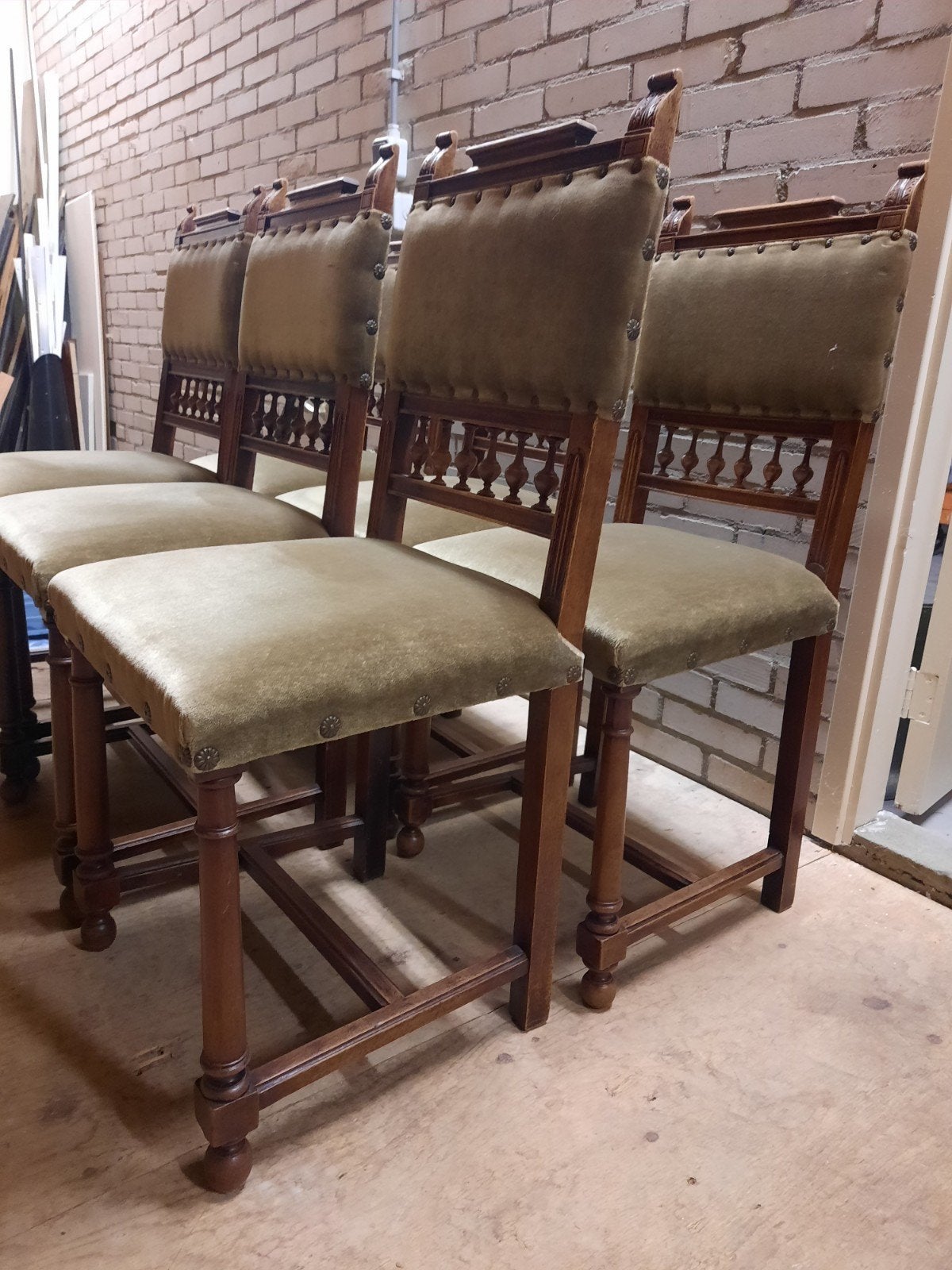 6 antieke eiken stoelen, Ophalen