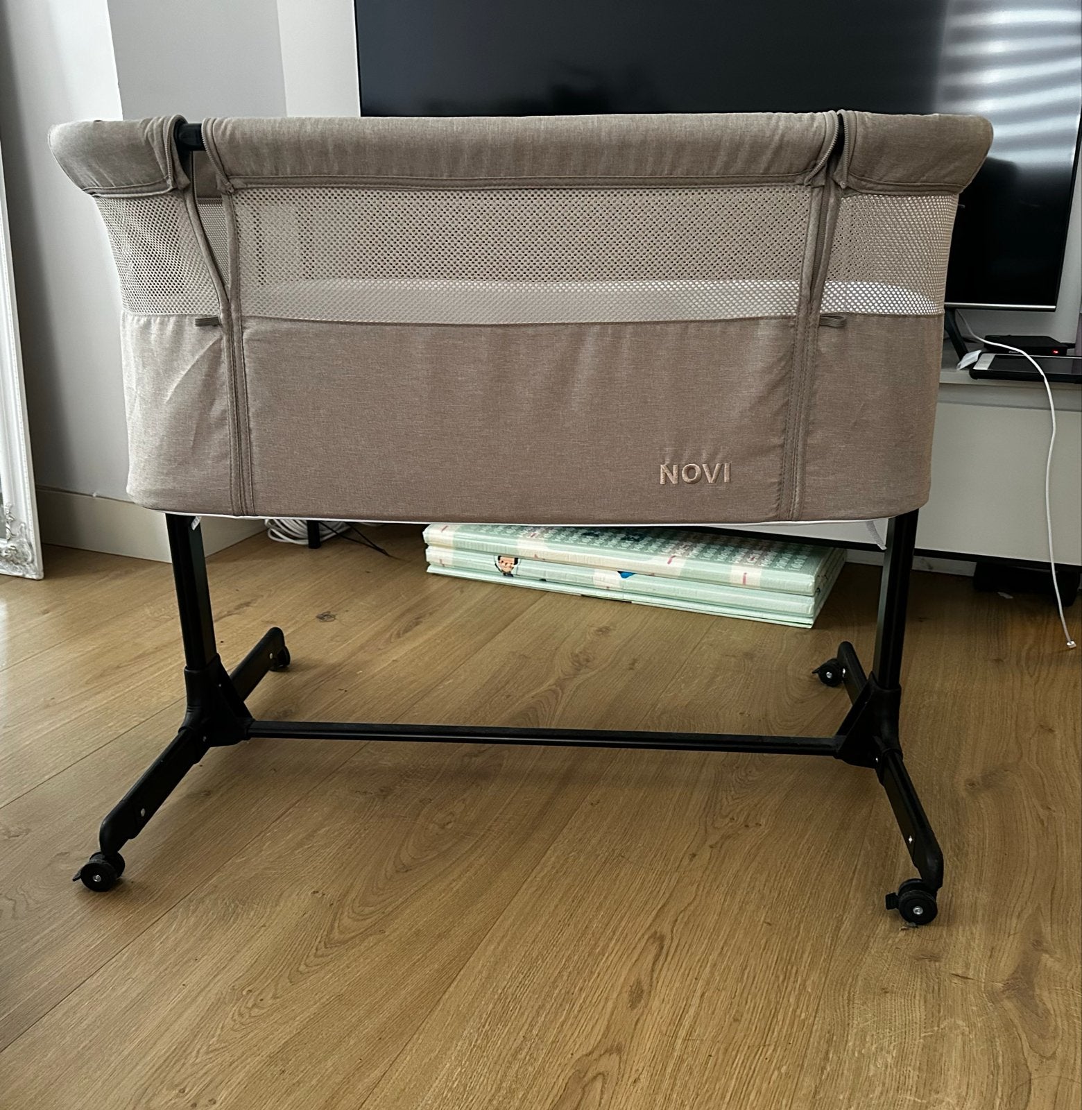 Novi Co-Sleeper / Wiegje - Zo goed als nieuw, Ophalen, Zo goed als nieuw, Wieg